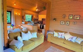 Hartland Hideaway Lodge